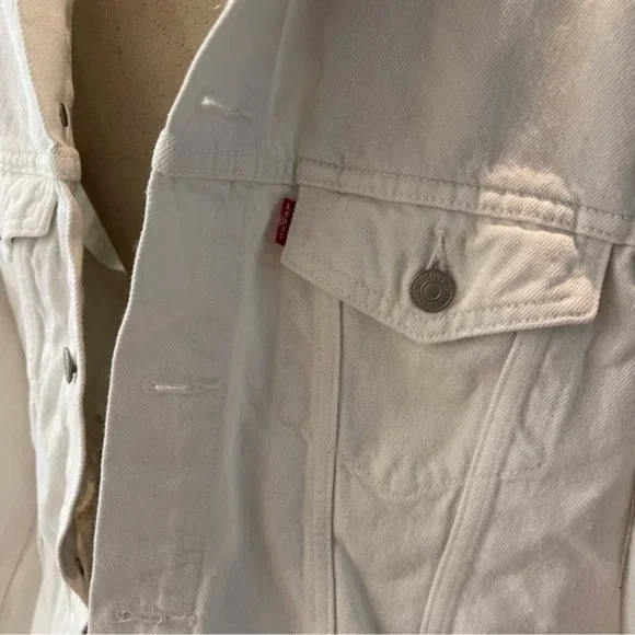 Levi's Men's White Out Trucker Jean Jacket Size Medium Cotton Long Sleeve - Picture 2 of 6